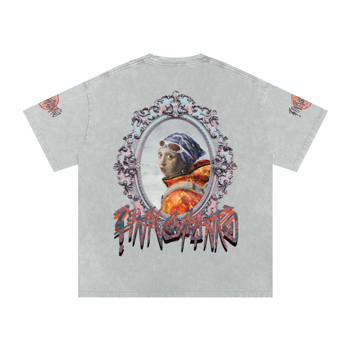 Girl with her GorpCore - Washed Oversized Tee